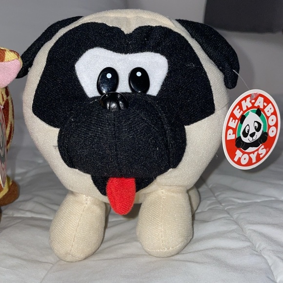 Peek A Boo Giraffe and Pug Plush Stuffed Animal Bundle Set - Picture 3 of 4
